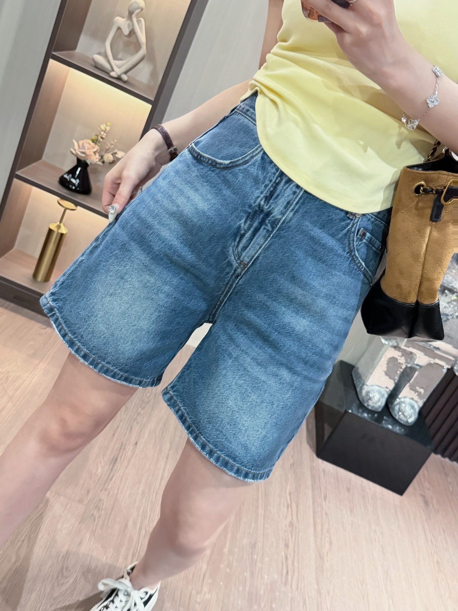 0fddf493eaeca087ea0351cb40074a23.jpg