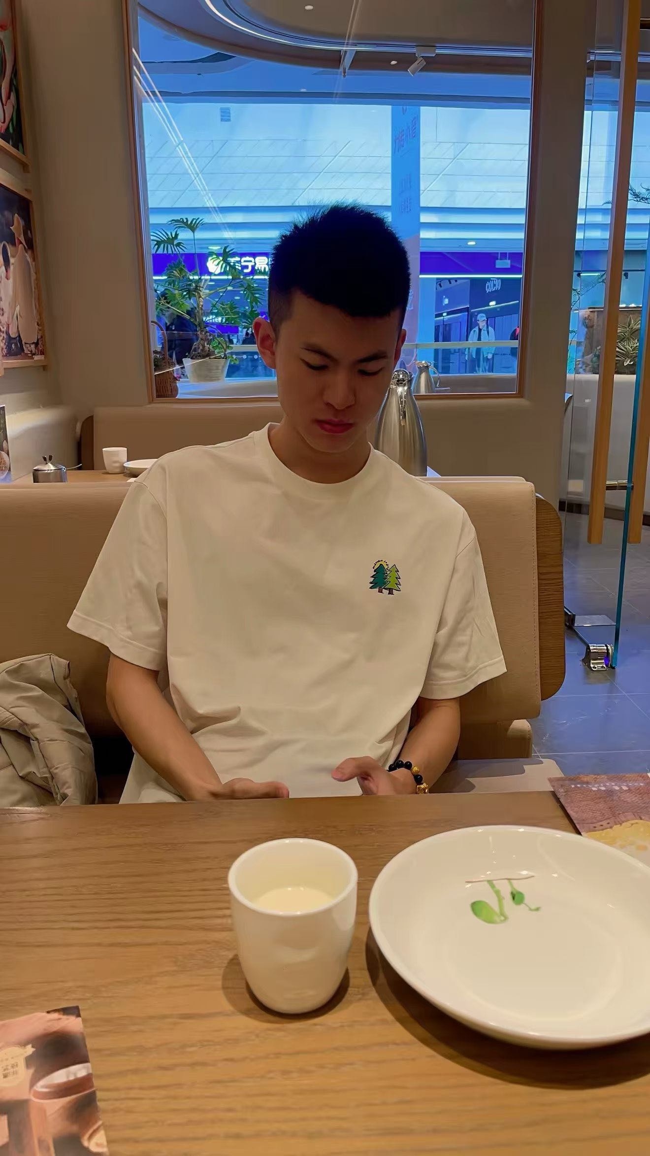 7135ac4739cc98fd70dfbd90c94c6d16.jpg