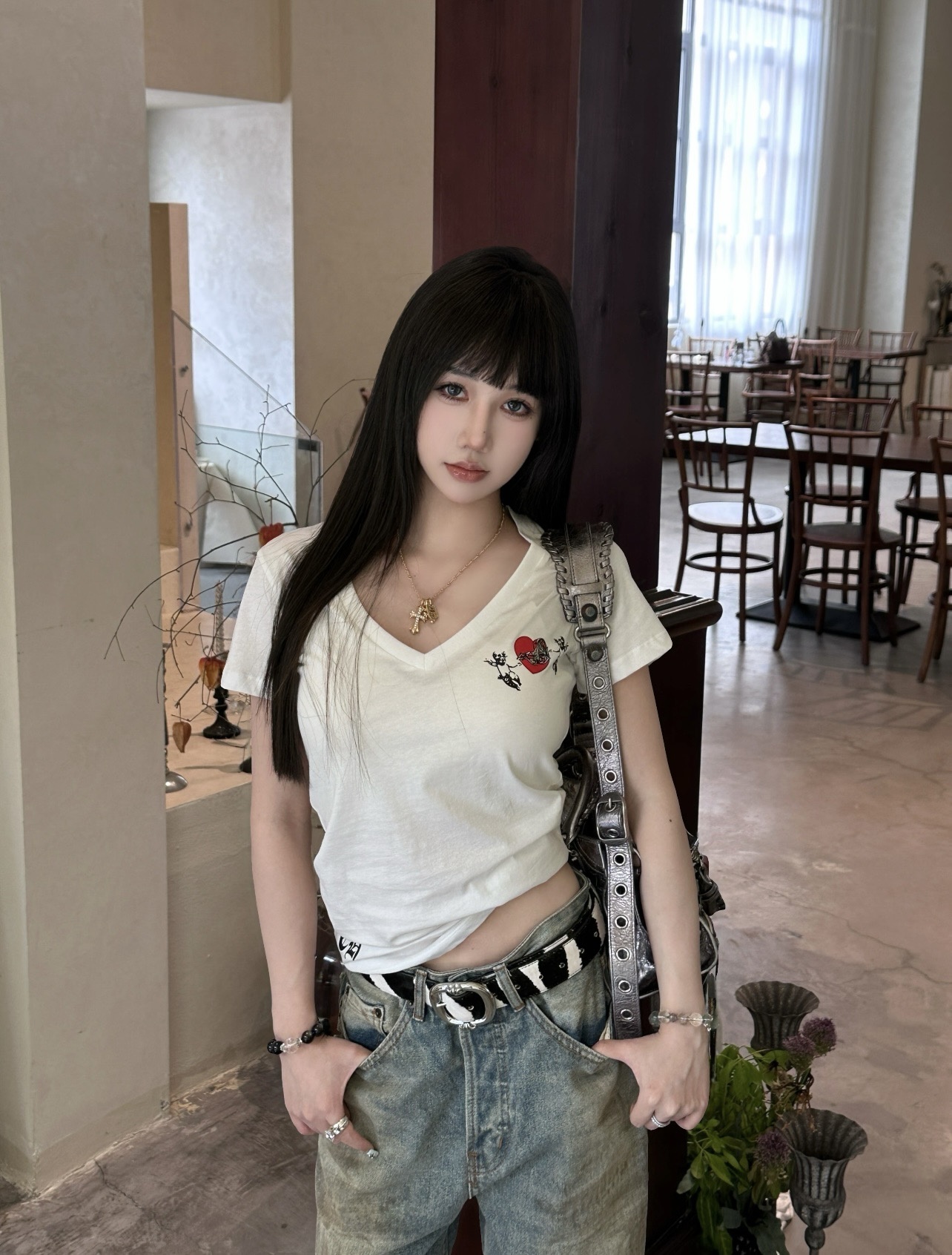 8bedcf2c6f5cc4f03b3bad02d1df5248.jpg