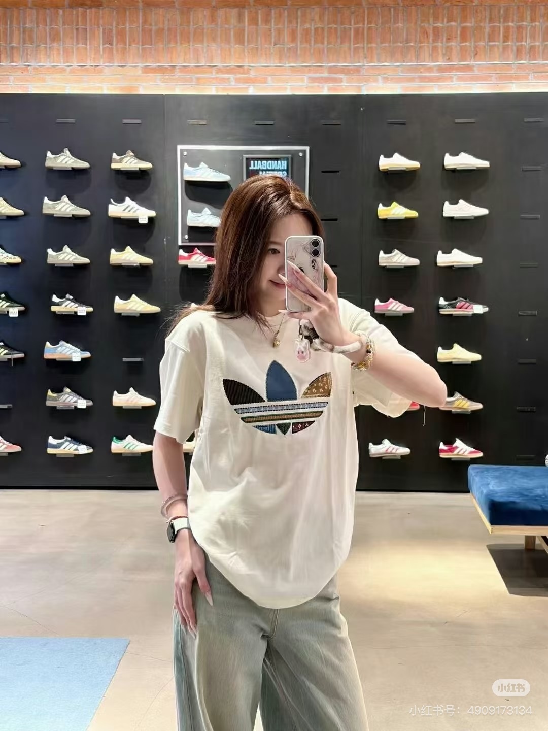 9b8a53cadc54bae87d8ba6caf8991d52.jpg