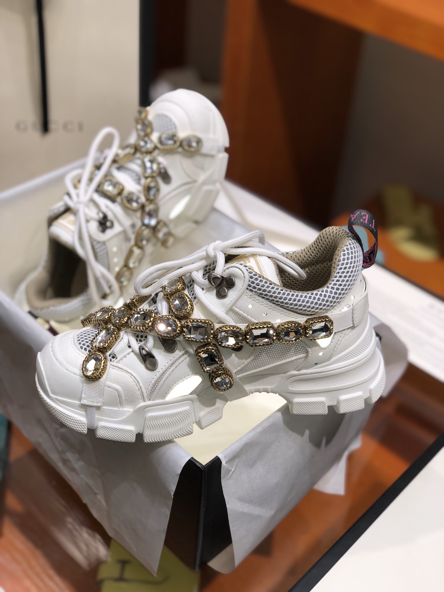 b04f950ded5576bf3be277633aa5666b.jpg