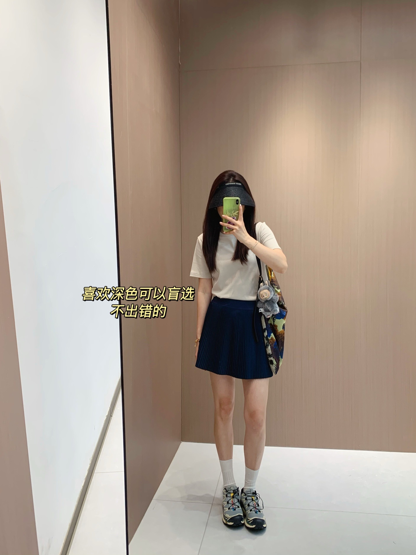b7b0e2f4f716d80c07e1ef6c1de35055.jpg