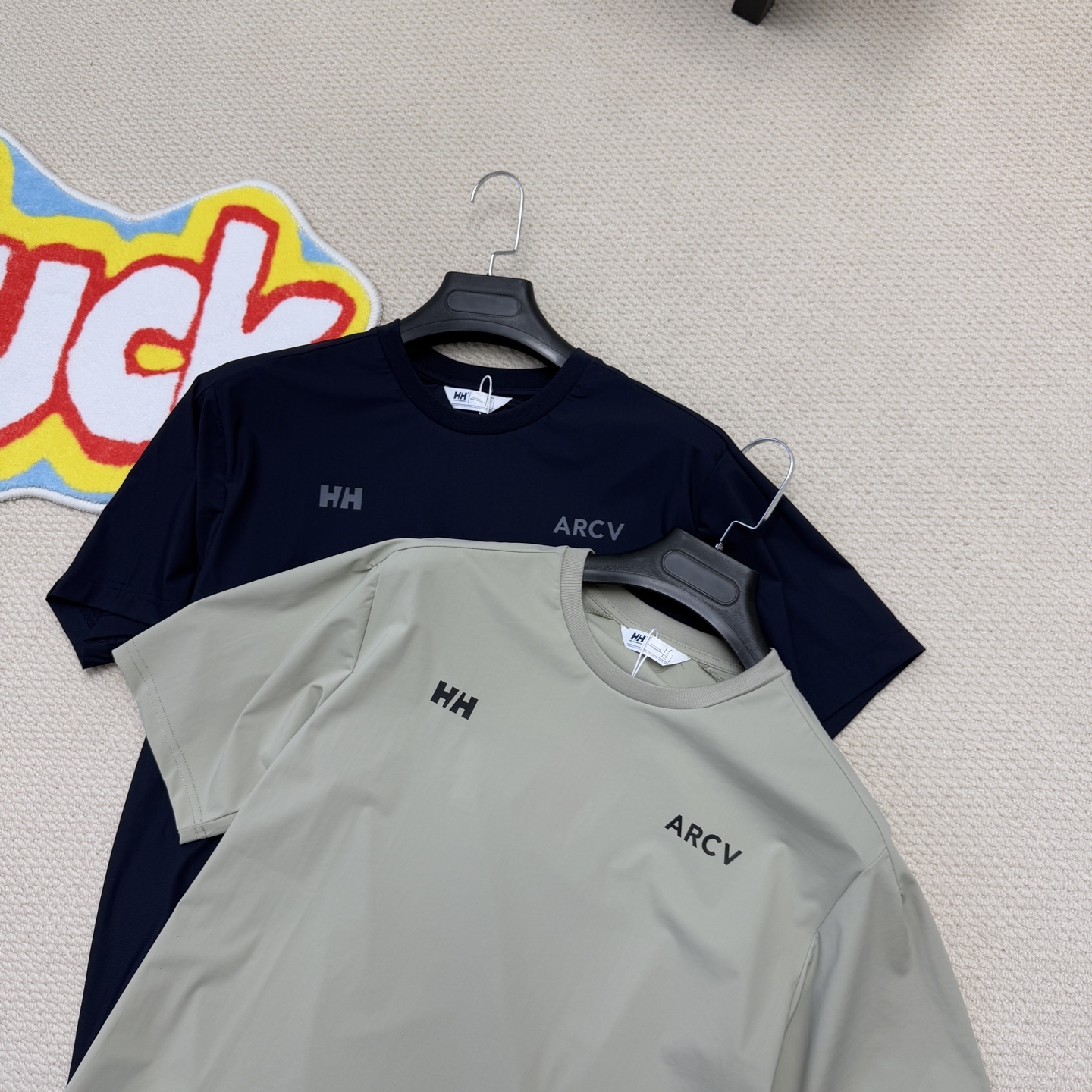 b85245f18e03a9161d09e5272819de72.jpg