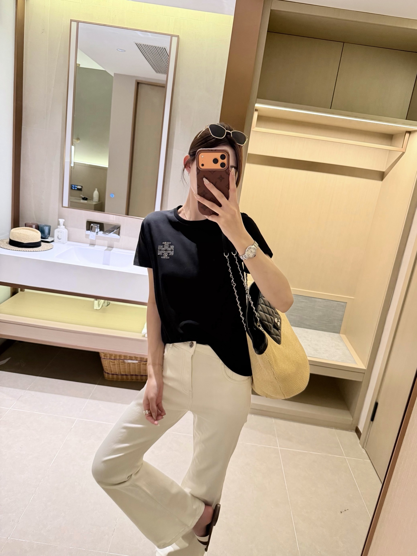 fa870720fd539d772b93bb933c0f97d8.jpg