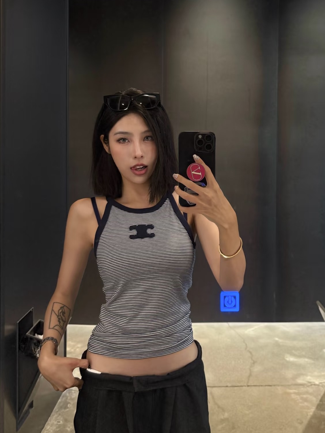 0c44119a52b5ff70104bc6fe4d5bab96.jpg