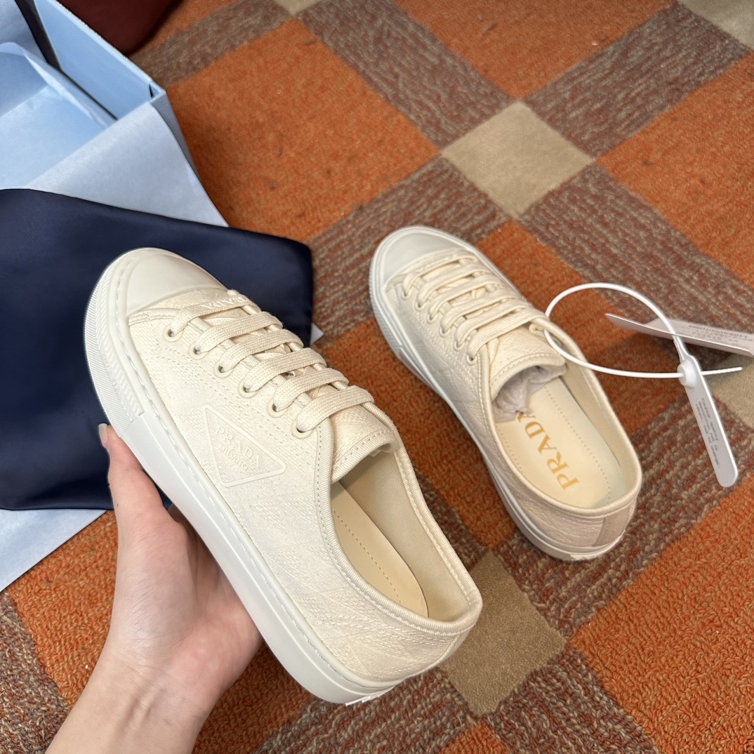 0d1ee5cdd333b8c2493da78b46469589.jpg