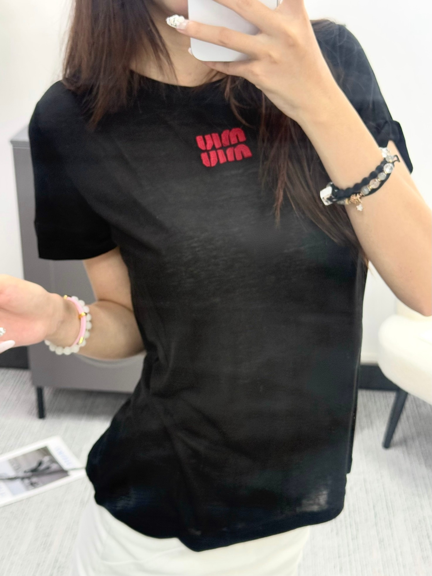 199e63c90904ee9d093daac386bfe3a4.jpg