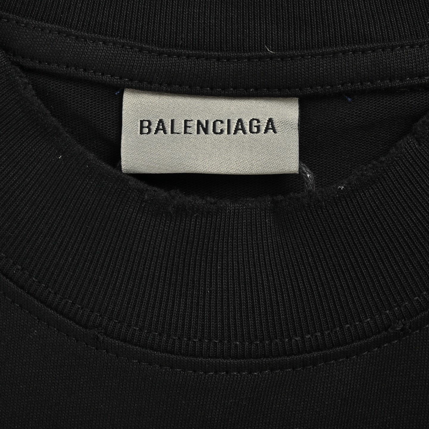 5de061e250bb54540c23edc446841ba2.jpg