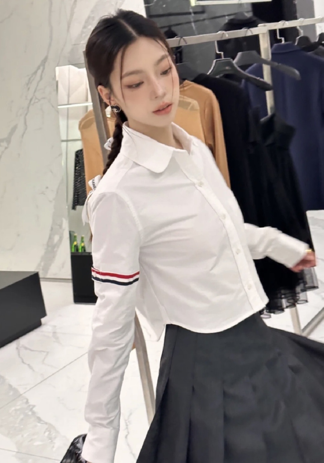 6864a5c33014ab9482f38a4a86770e3a.jpg