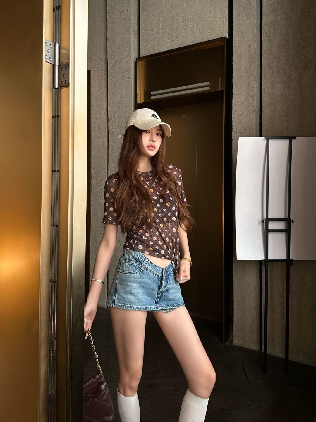 8cf5cc4b6942ec0b1ec110b9e47531e7.jpg
