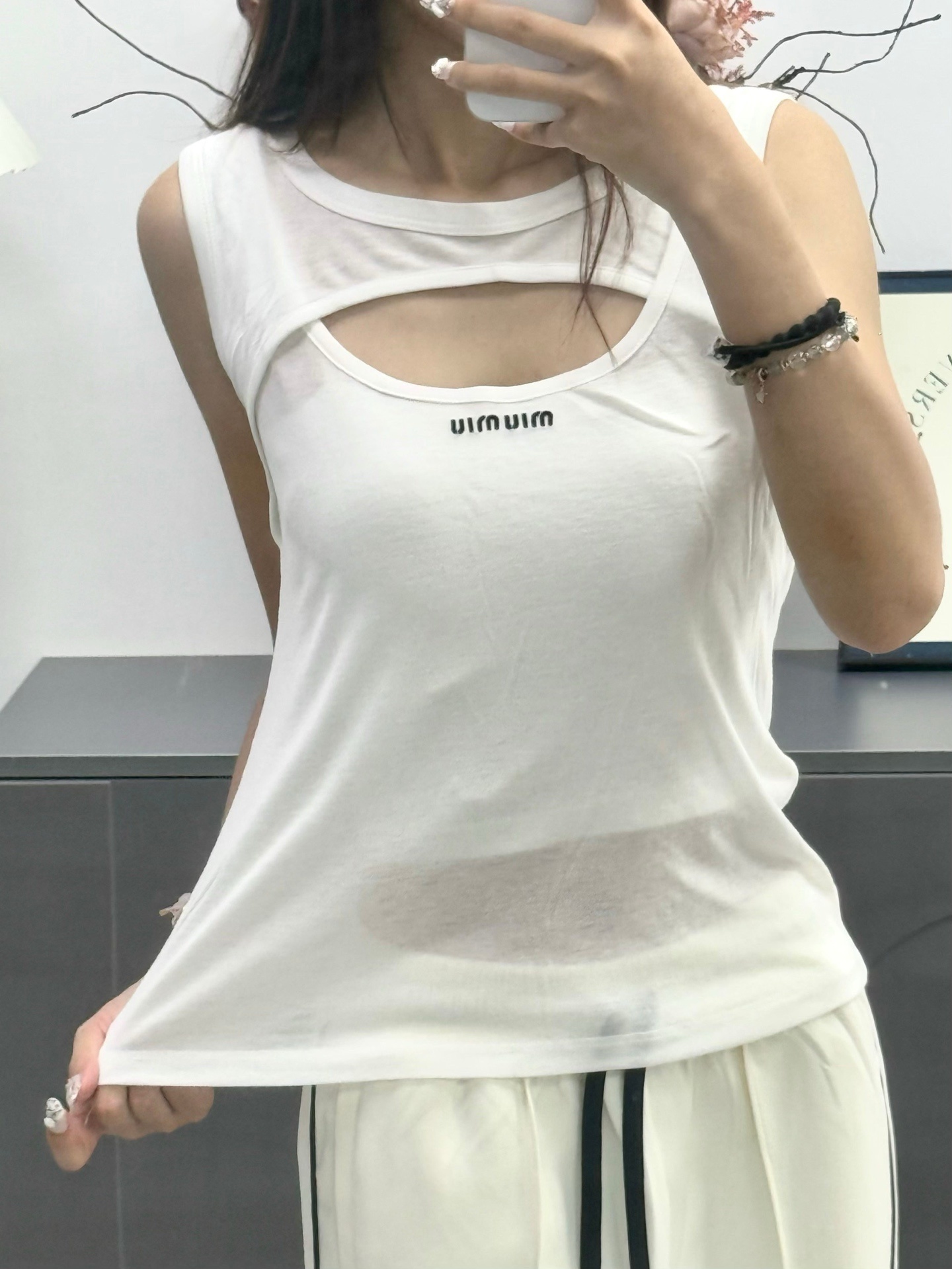 934b617ae9bc17c3b9655d8884dd52a7.jpg
