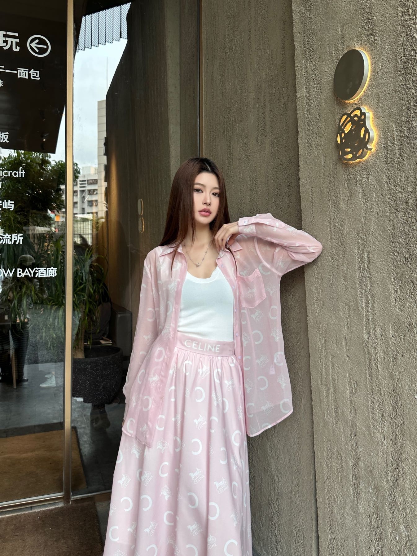 e0d685a4655d4161a56a4fac79fbf55e.jpg