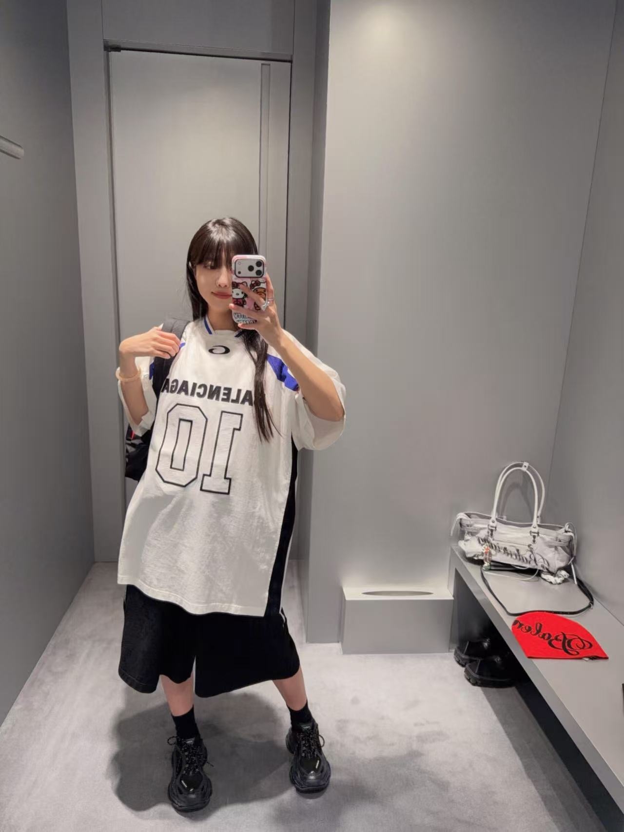 e3ae850f36f4a845d2ba299cc701f3ea.jpg
