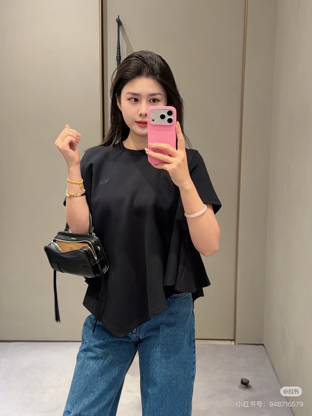 f3fea0a4957a3a61fb1eeb8f0352e69d.jpg