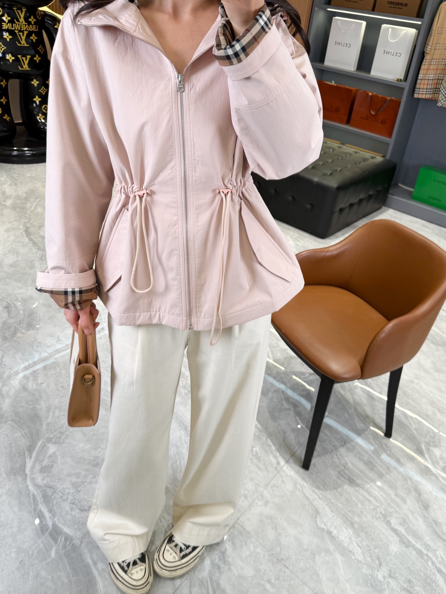 04e7eaa9c6cc429ed6e1bb23b1124a7a.jpg