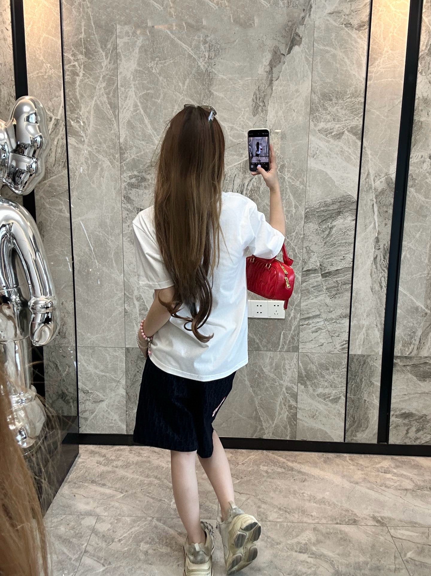 5ebdd3d080563b1840a81aadb2b317b0.jpg