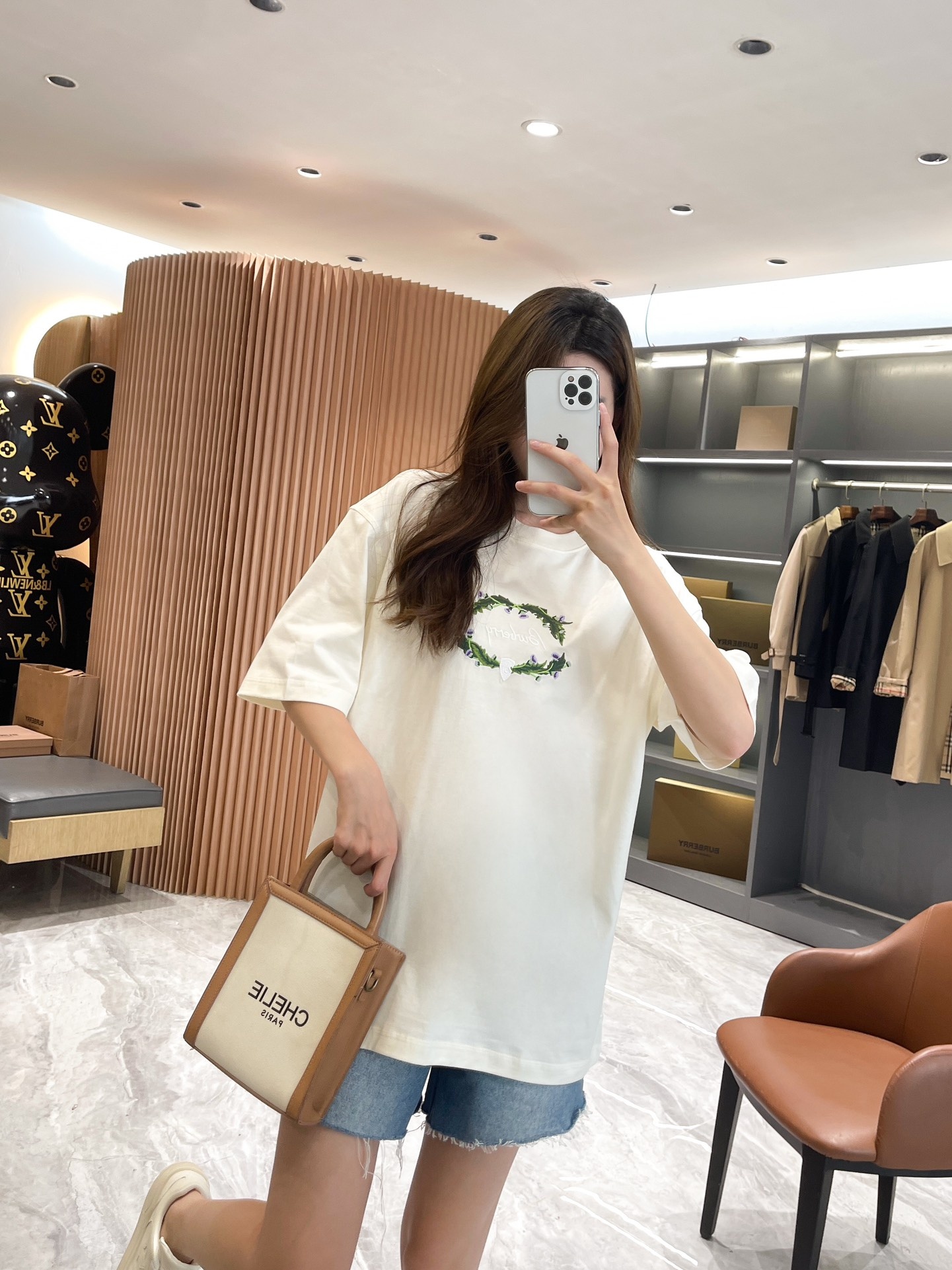 8fb5b98bfef714bd776f62890a85ce69.jpg