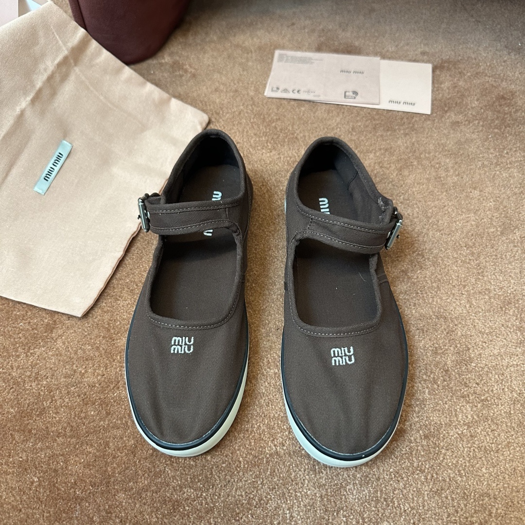 9f22b52d60c5872874232fe74bcfac79.jpg