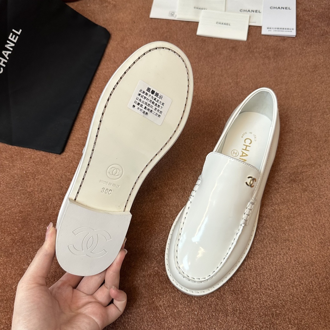 a1bb82120b08fc4073bf0b988e59364e.jpg