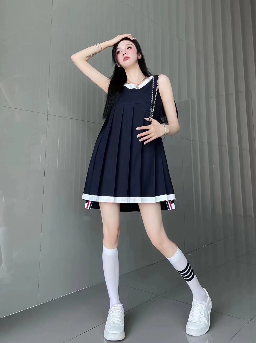 a5ea30d9d62c3c26bf598bfd56e2ac8f.jpg
