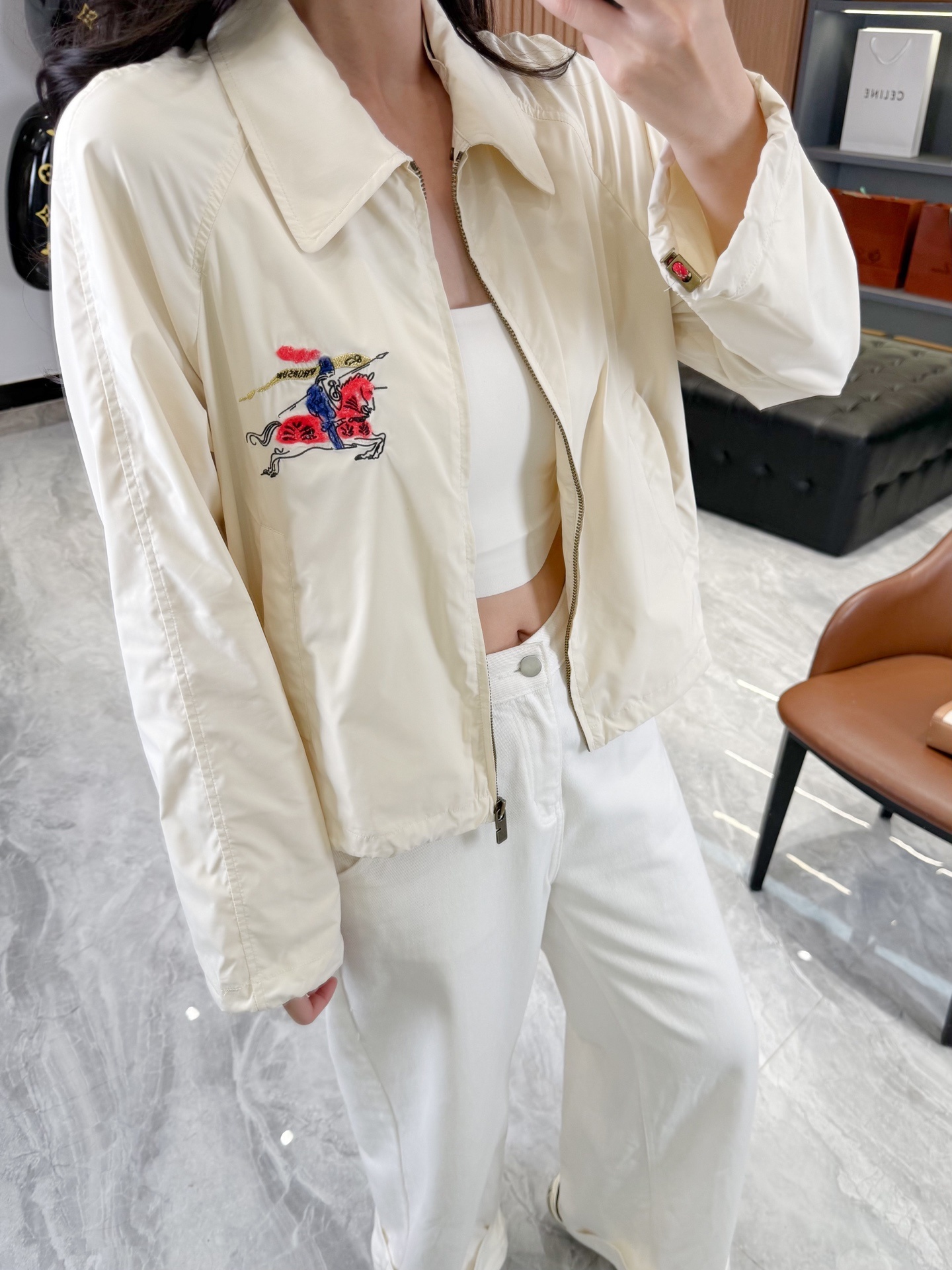 b505987886aac73ff44a6950ebc73736.jpg