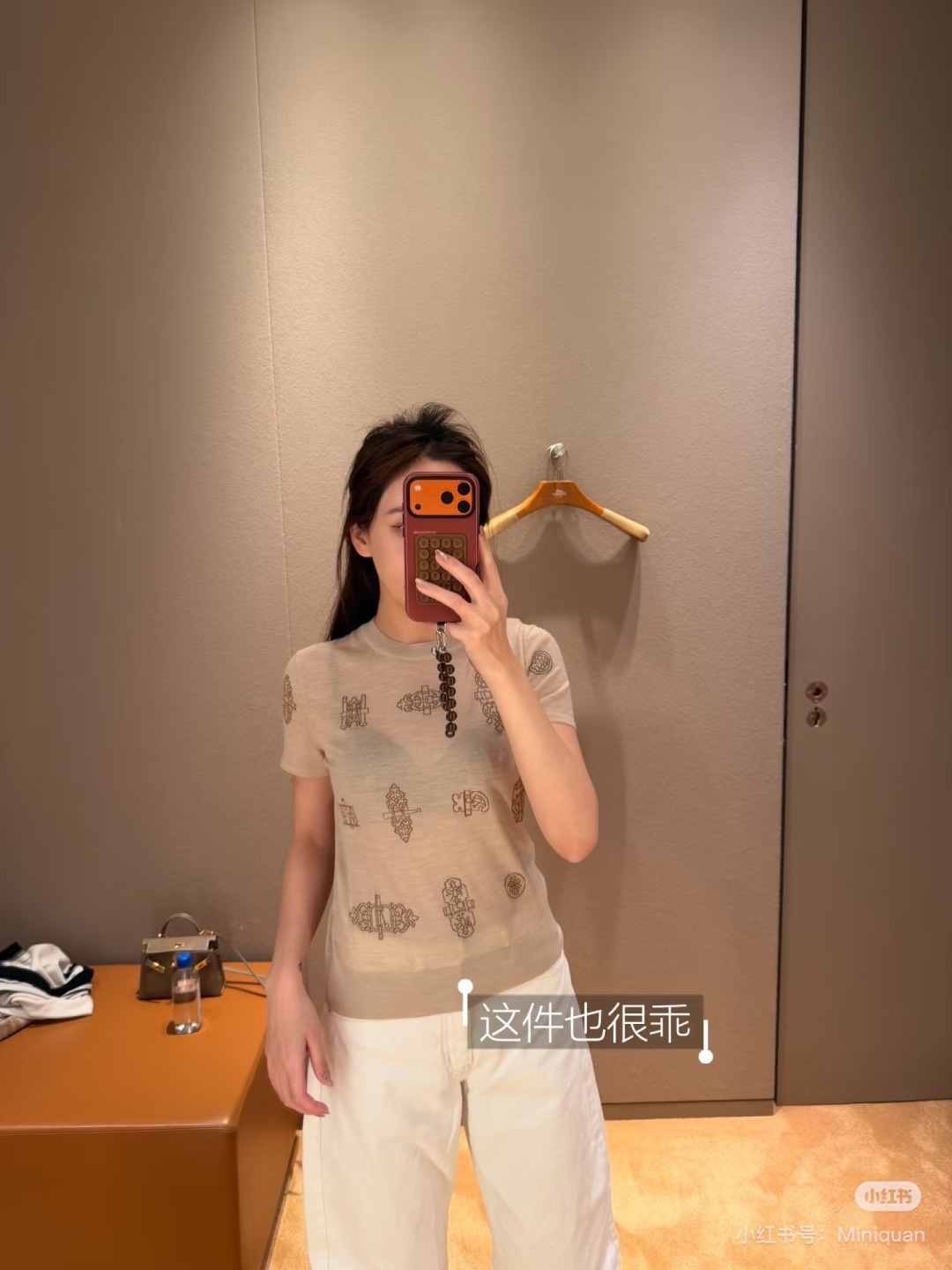 bc05a883e018f1475975a9492c49bbdc.jpg