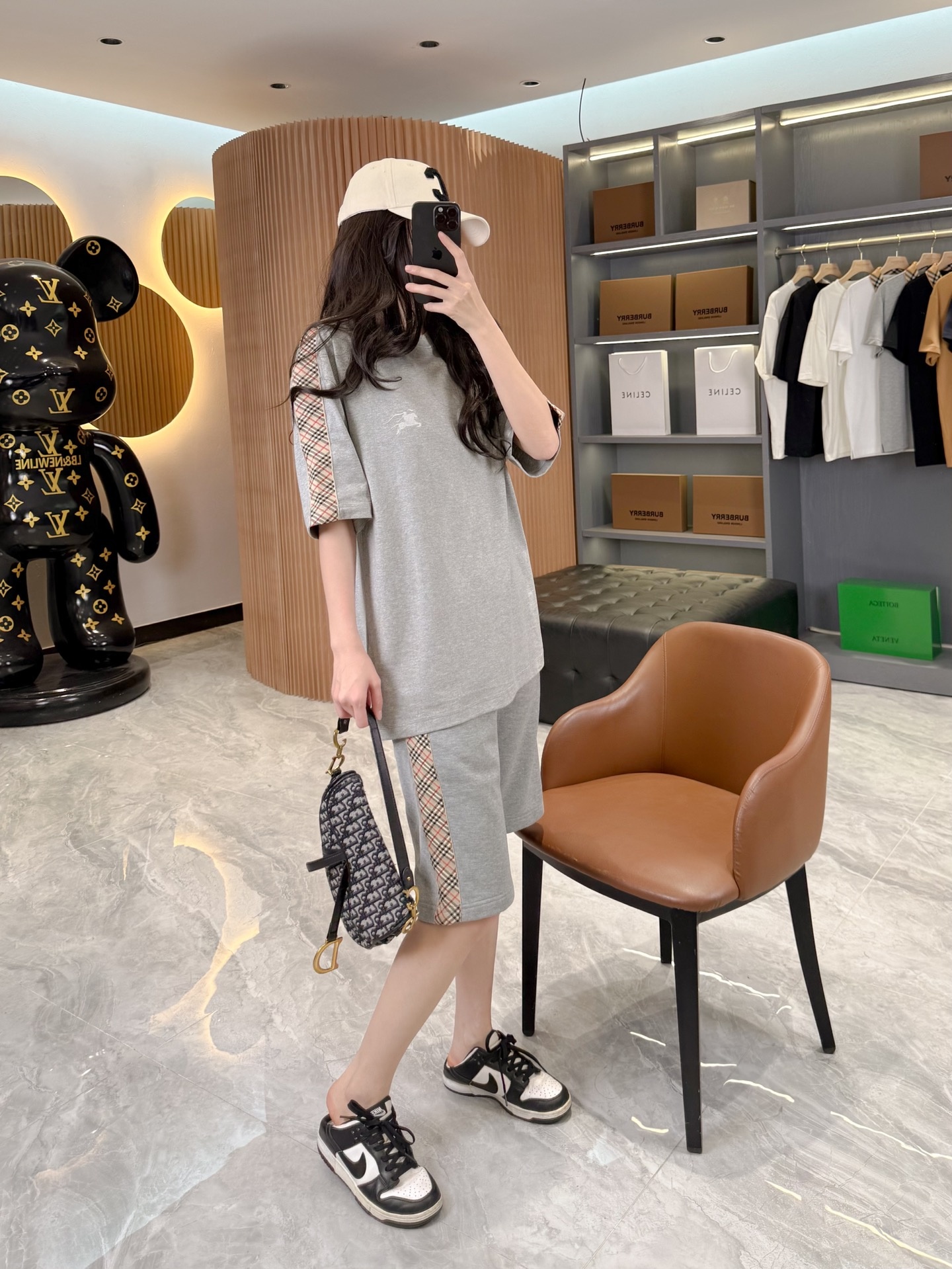 bc79dceed421286cacb3caa1d6df1aaa.jpg