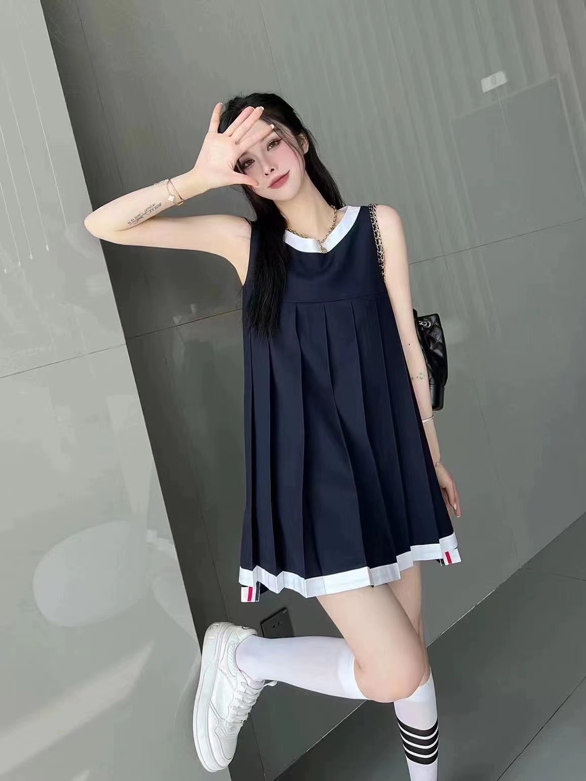 d469b87294c082d53d3b45fcdb0dc9de.jpg