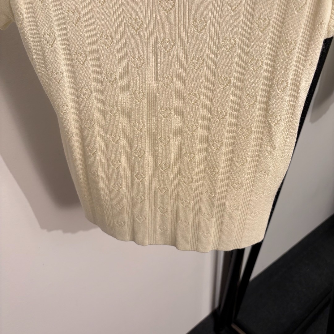 021ab8ef327804cafd9c385ca462bc01.jpg