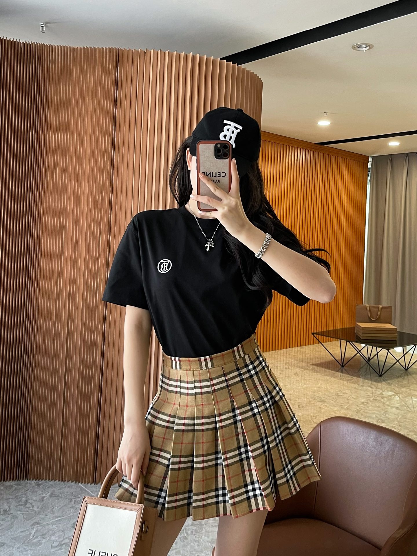 1720273b60a672f69e58ec33844c738e.jpg