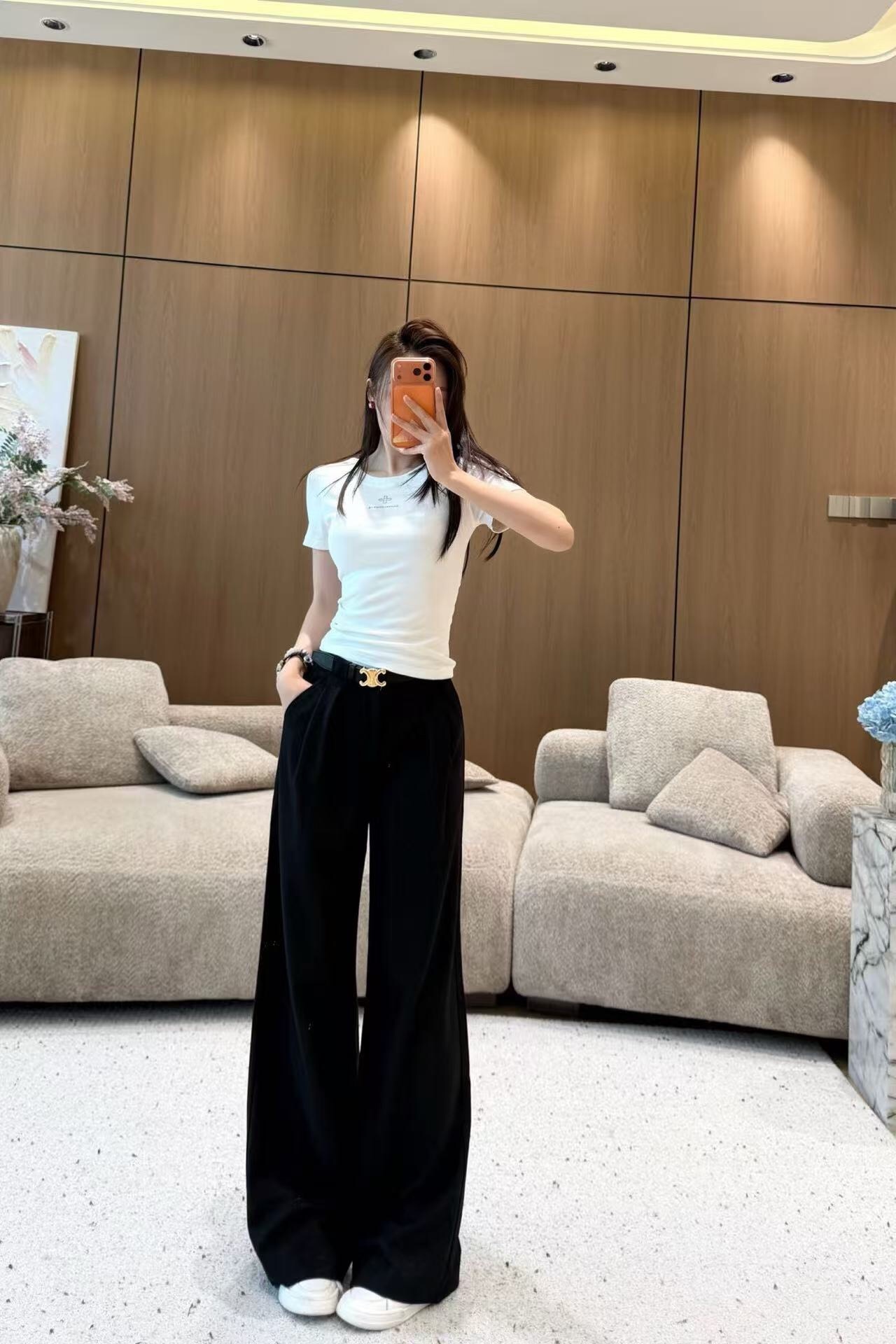 1e72b265df1d043c1c9b157eff66b629.jpg