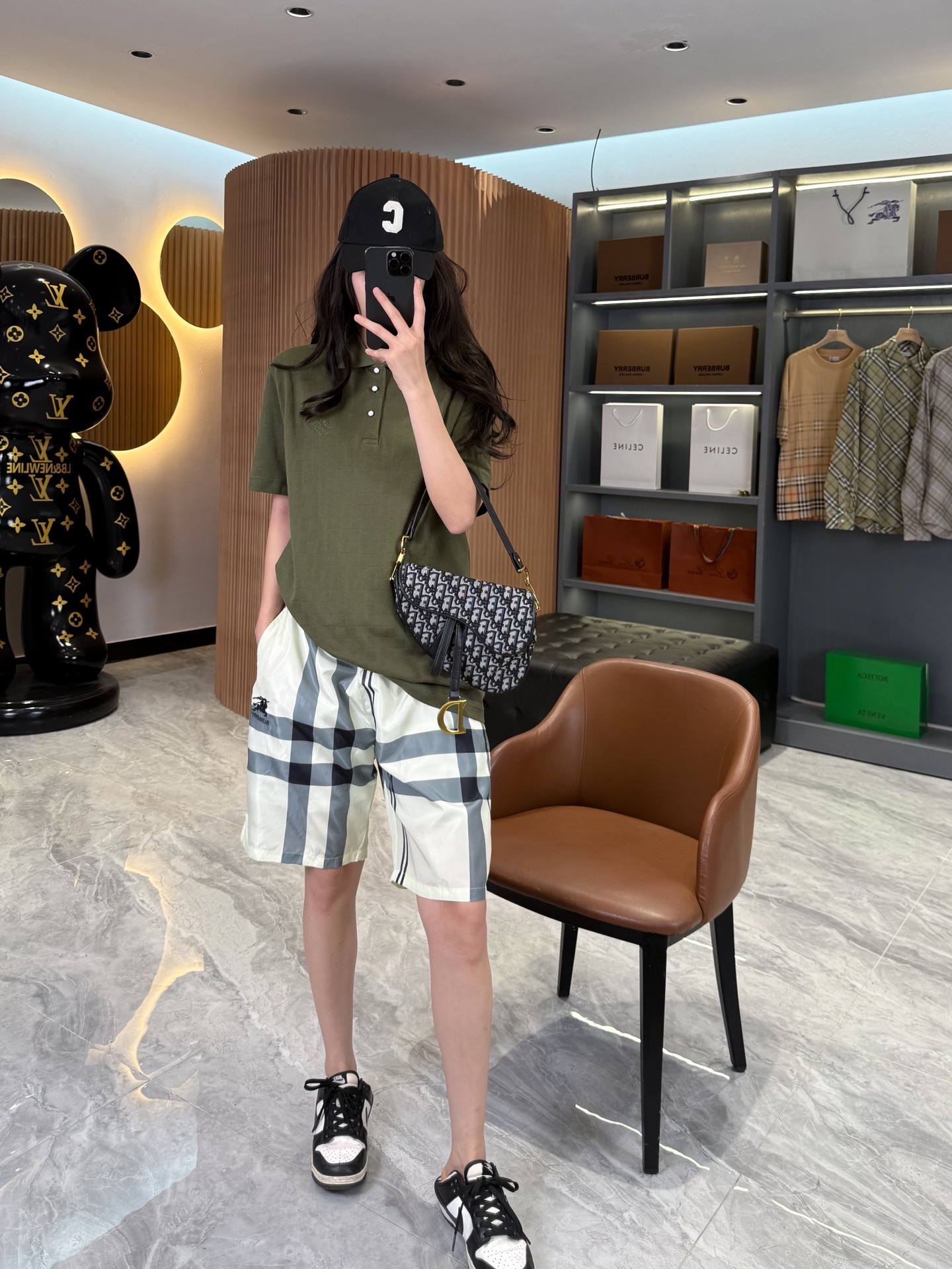 2b62162737aafd6880766417cf6ec2a4.jpg
