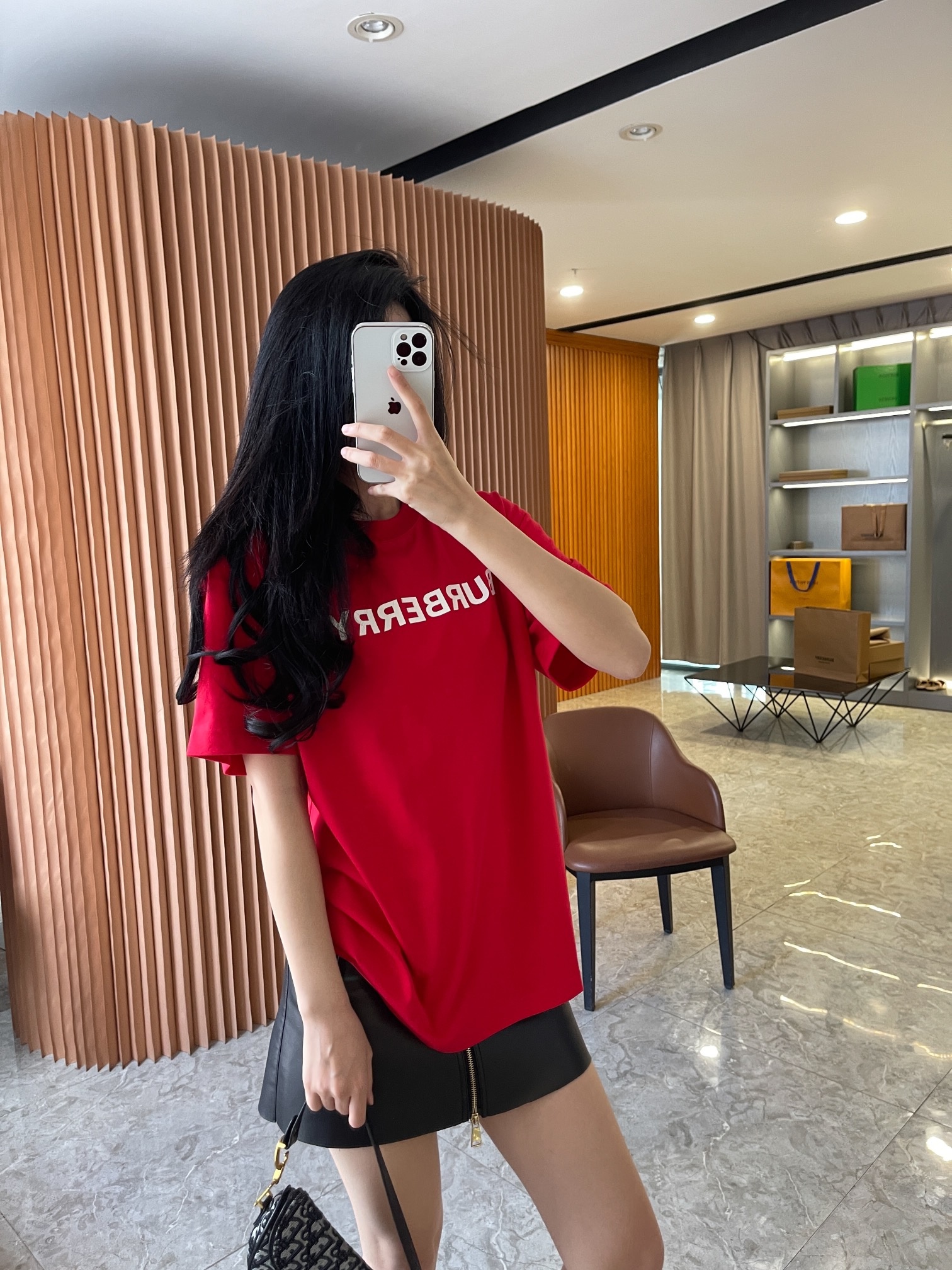 37aae72646e9a8391f00abbd86a4ff1a.jpg