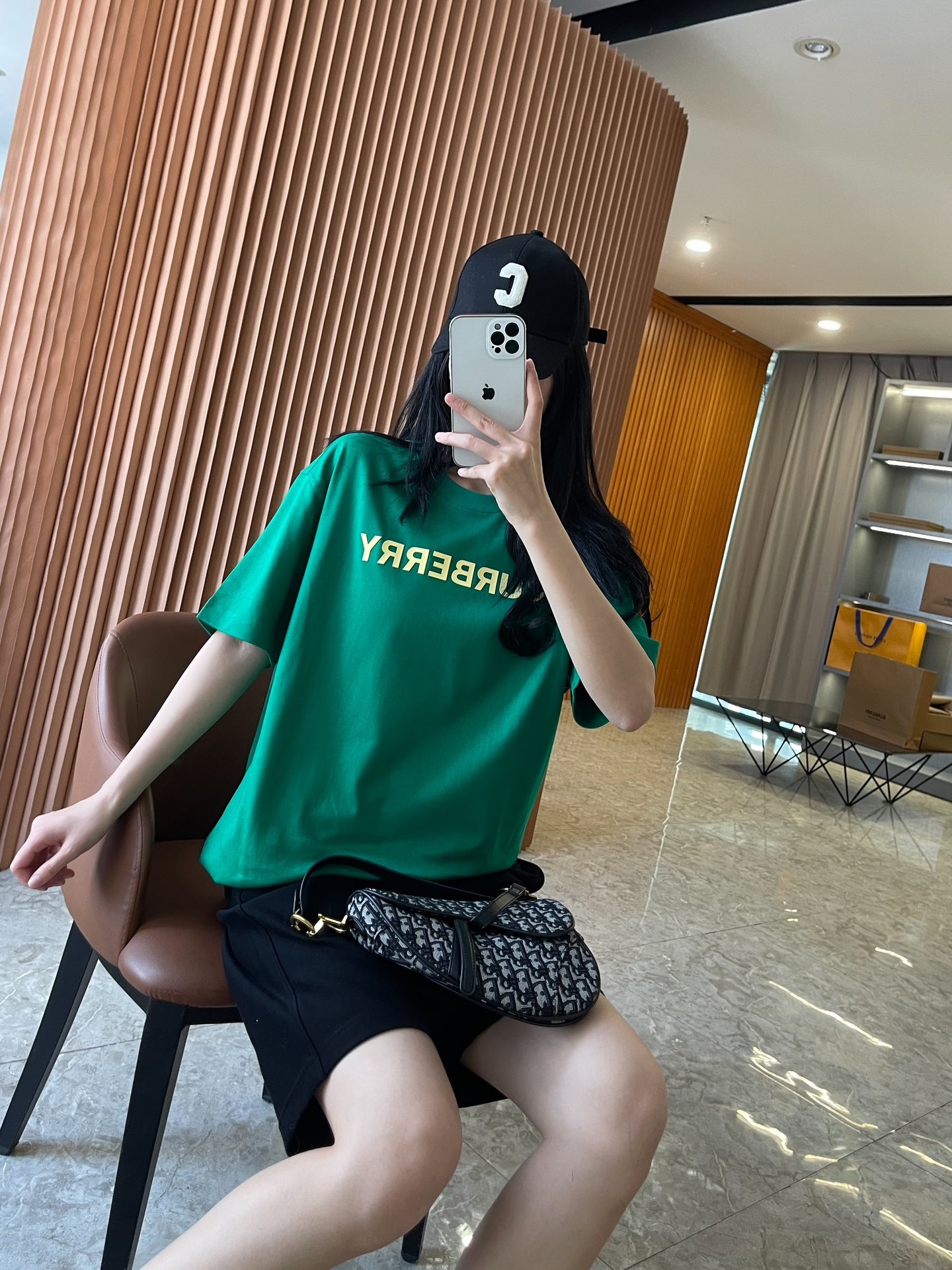 5a0edfd57f97c6e2f9b66fdcaf8867dc.jpg