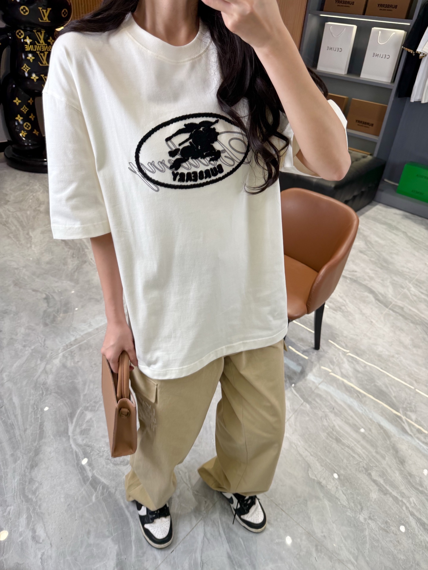 61bf112be04bd190990b789db799a3e4.jpg