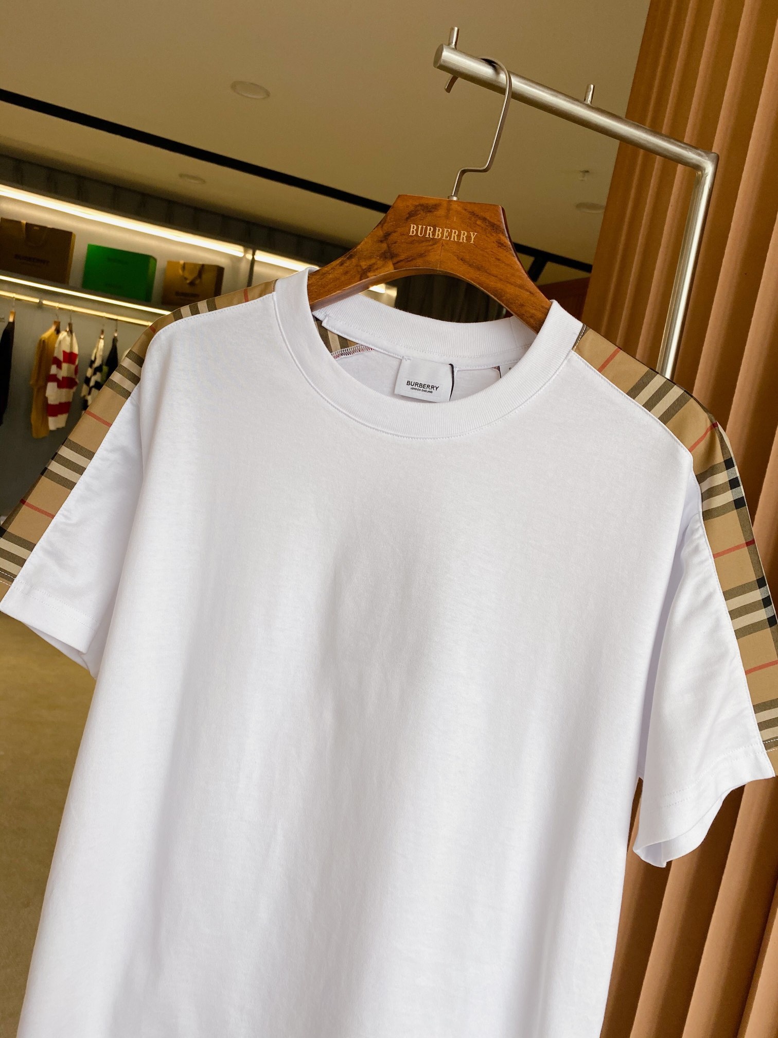 a4bf695082ac5cba2029668ff1c9412e.jpg