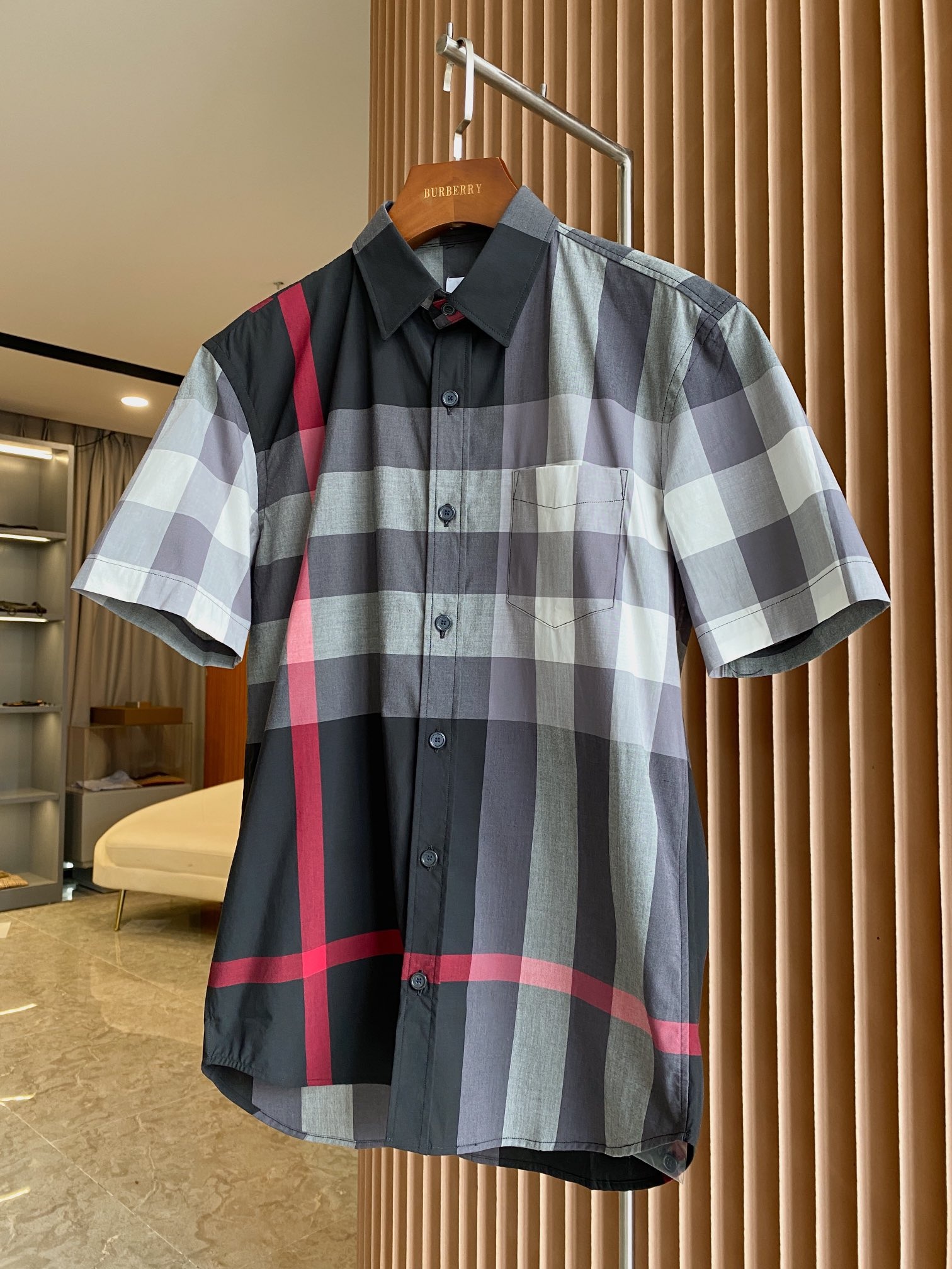 adf16630030ddd4d797fbe59e756df9b.jpg