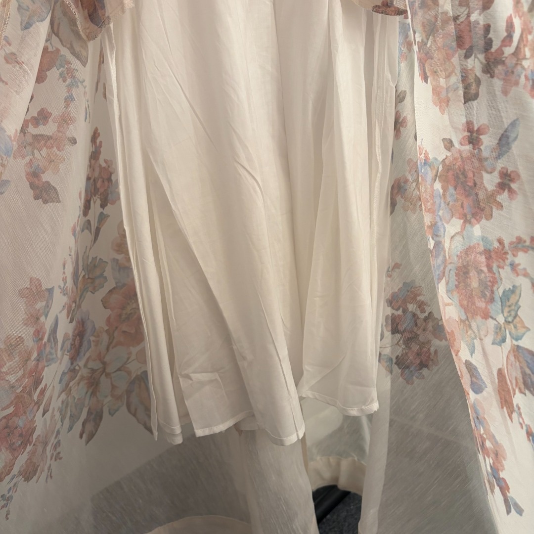 aedee3c5f58a4241ec2a70f07e5a369d.jpg