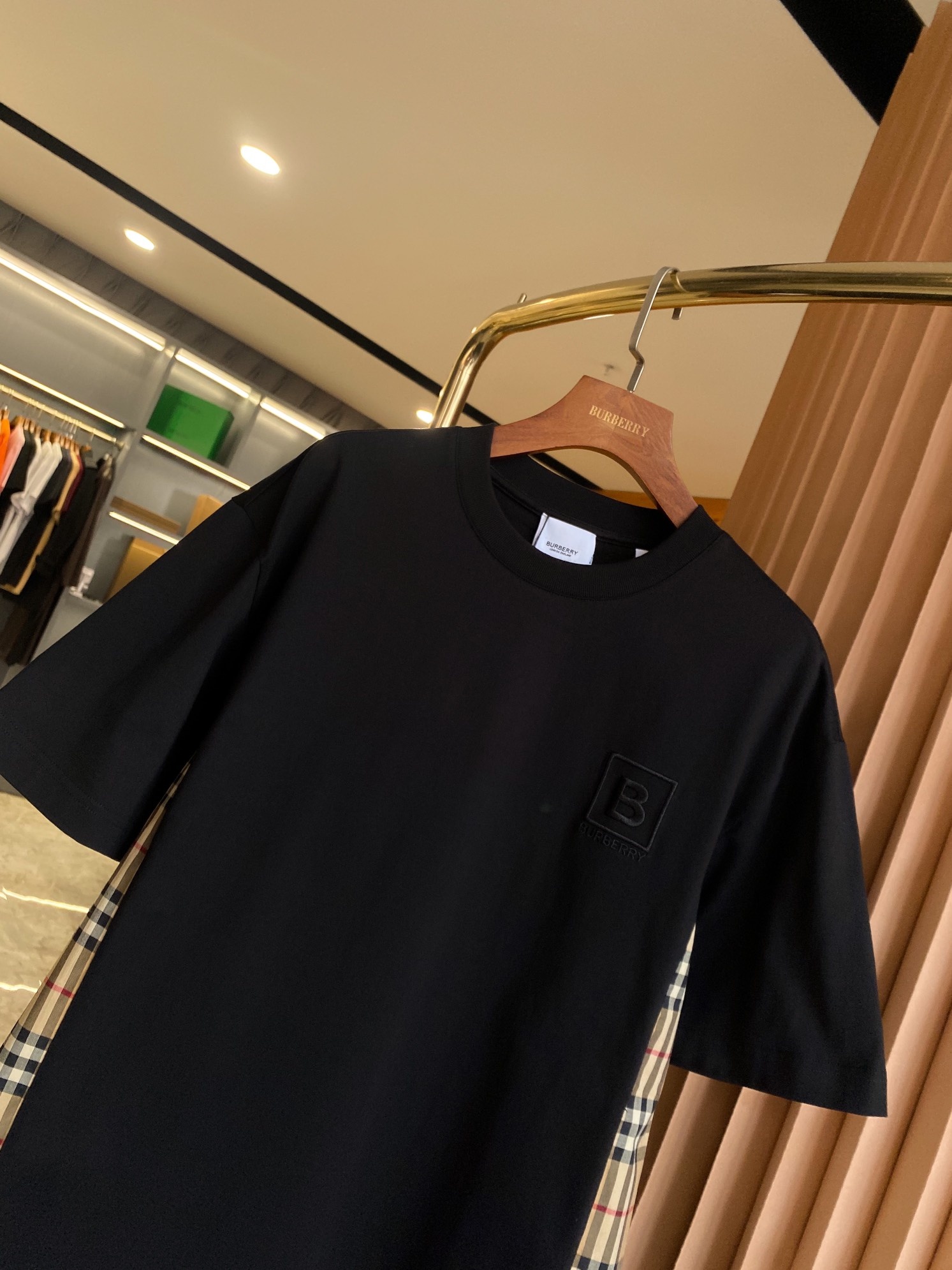 b40e50d5b02289f4bac184e220b4fff7.jpg