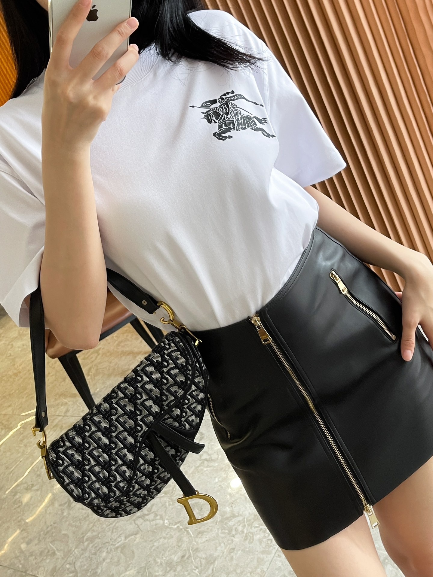 ba7e894fdb591be76861e4f1d730fbc4.jpg
