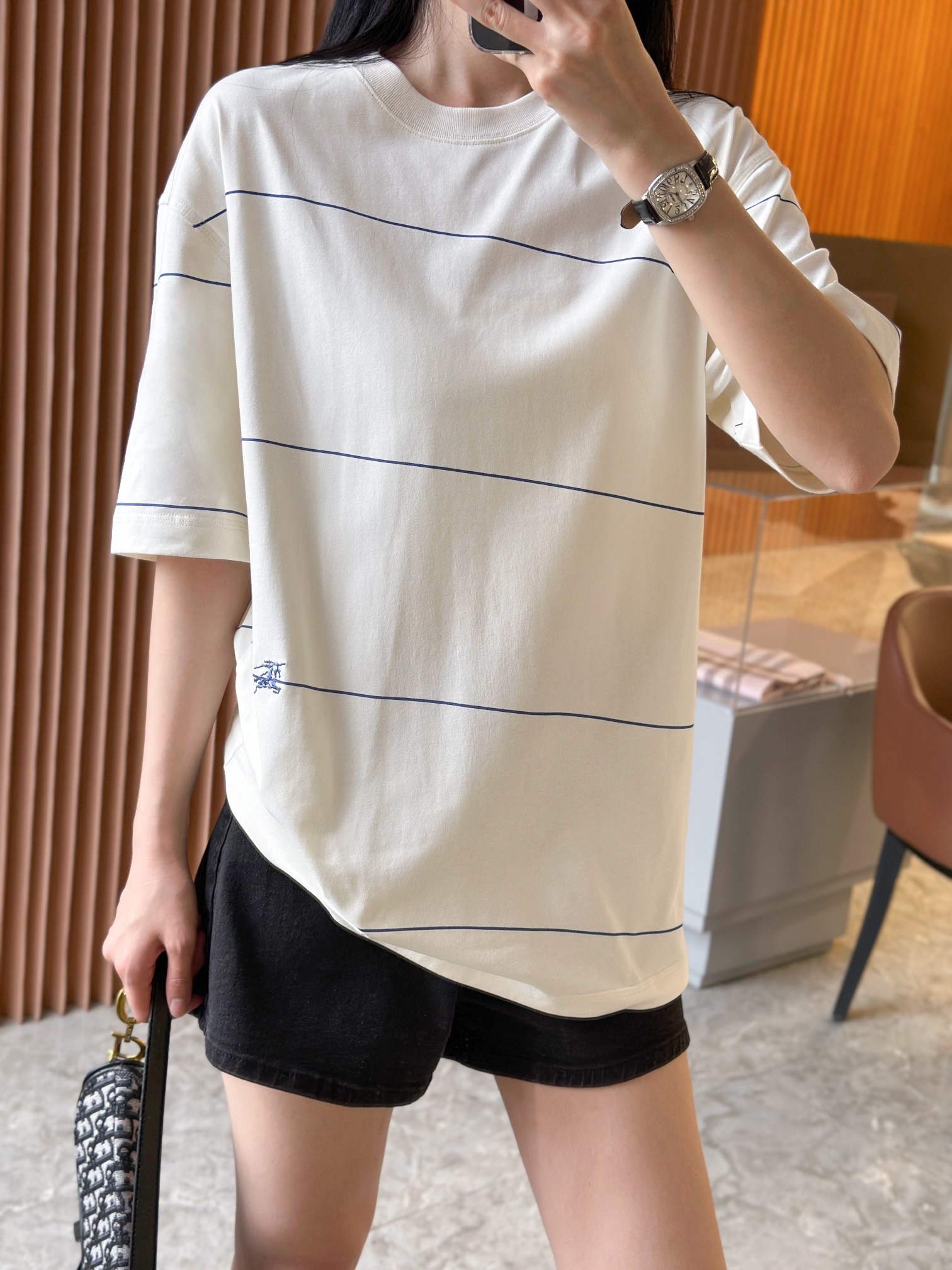 c9a2c9cc3597a683ee2a5051846a3ce6.jpg