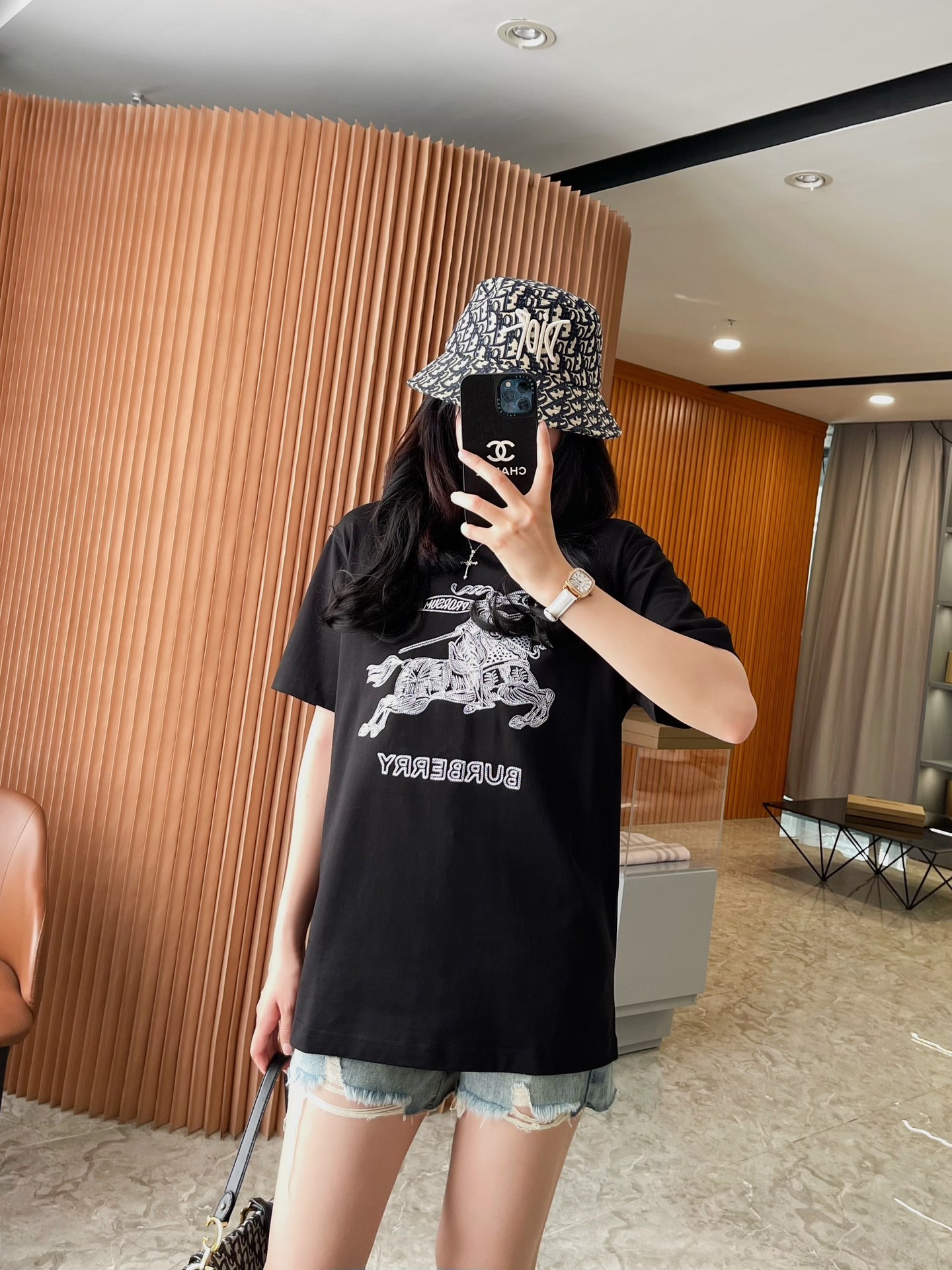 cc5f34dfe0411ff461c01222dcb0bcbe.jpg
