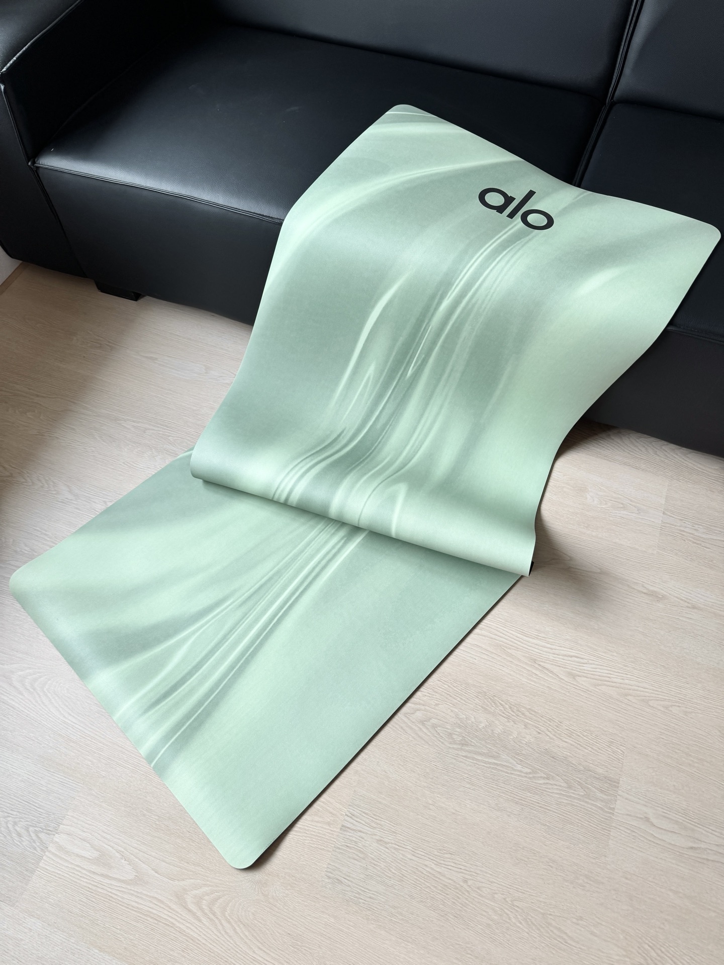 d66c76d62b0c91bffef058a2732ea152.jpg