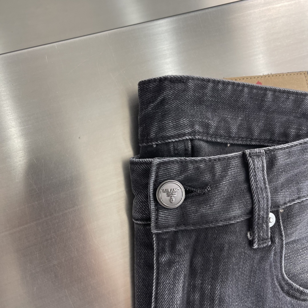 dca314f661986582254a95763752b943.jpg