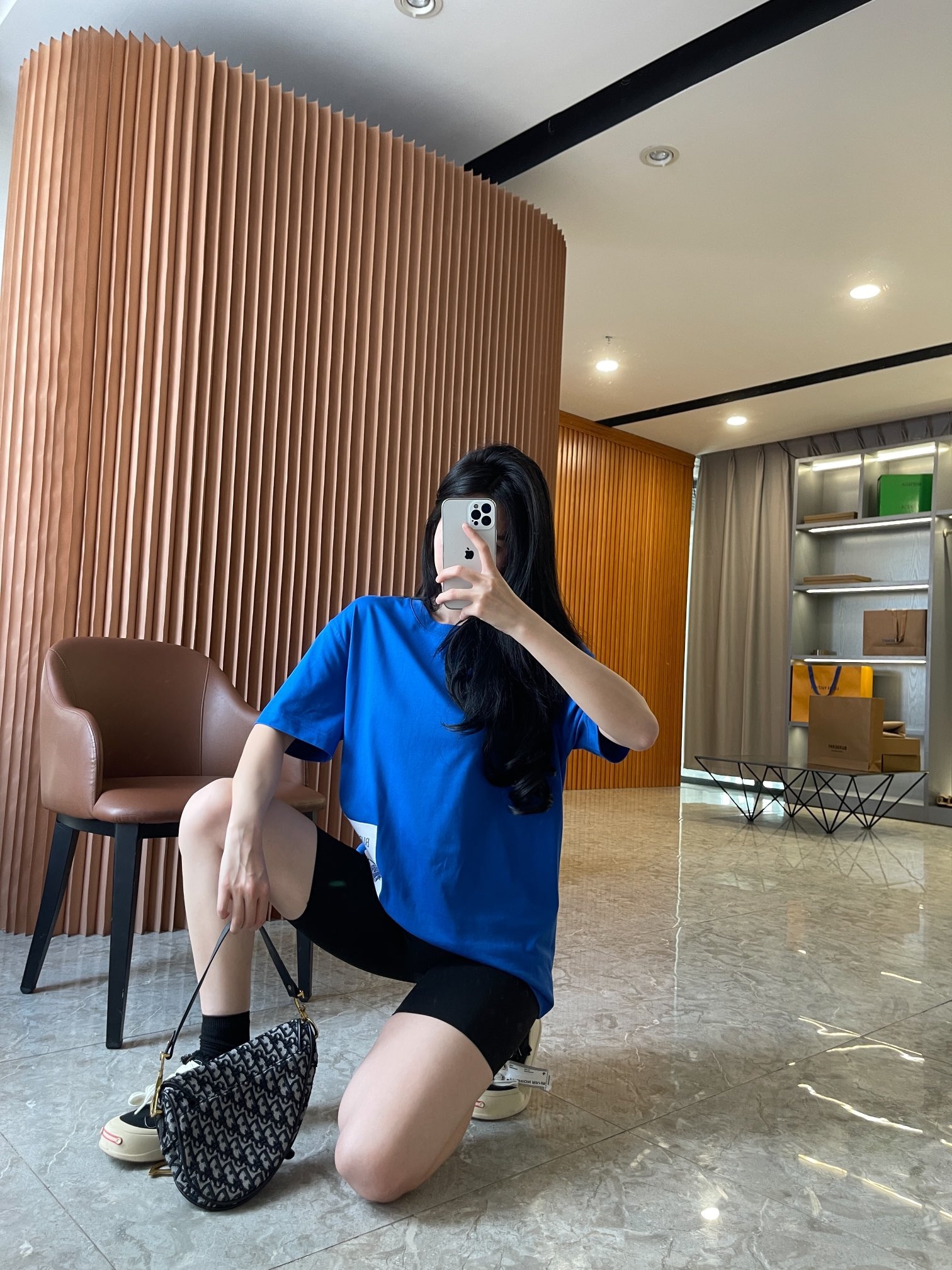 deee2013f5090eee9b9bc52d52891f3a.jpg