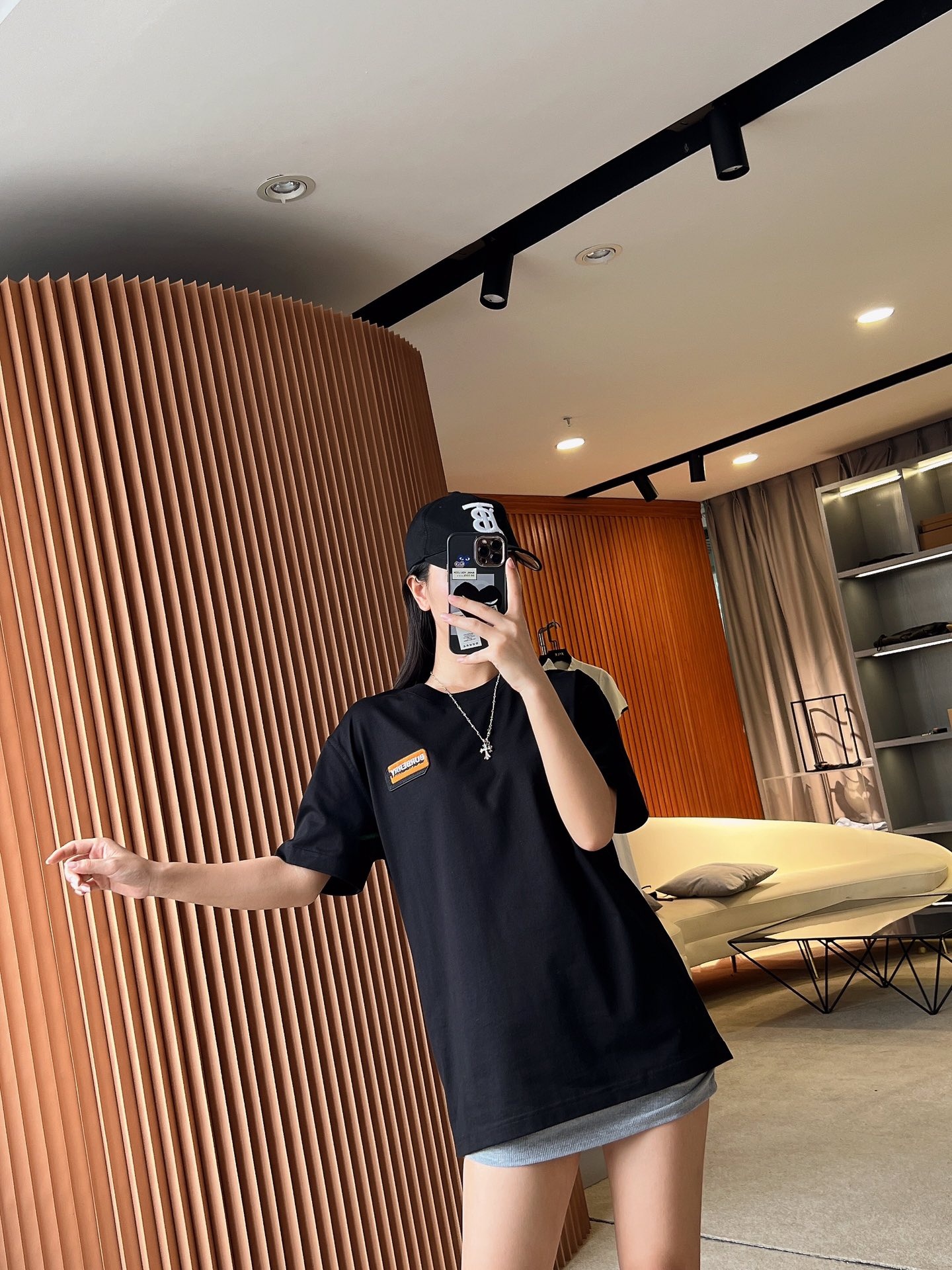 e591ef78fd683a41e31650fa9b7cc37a.jpg