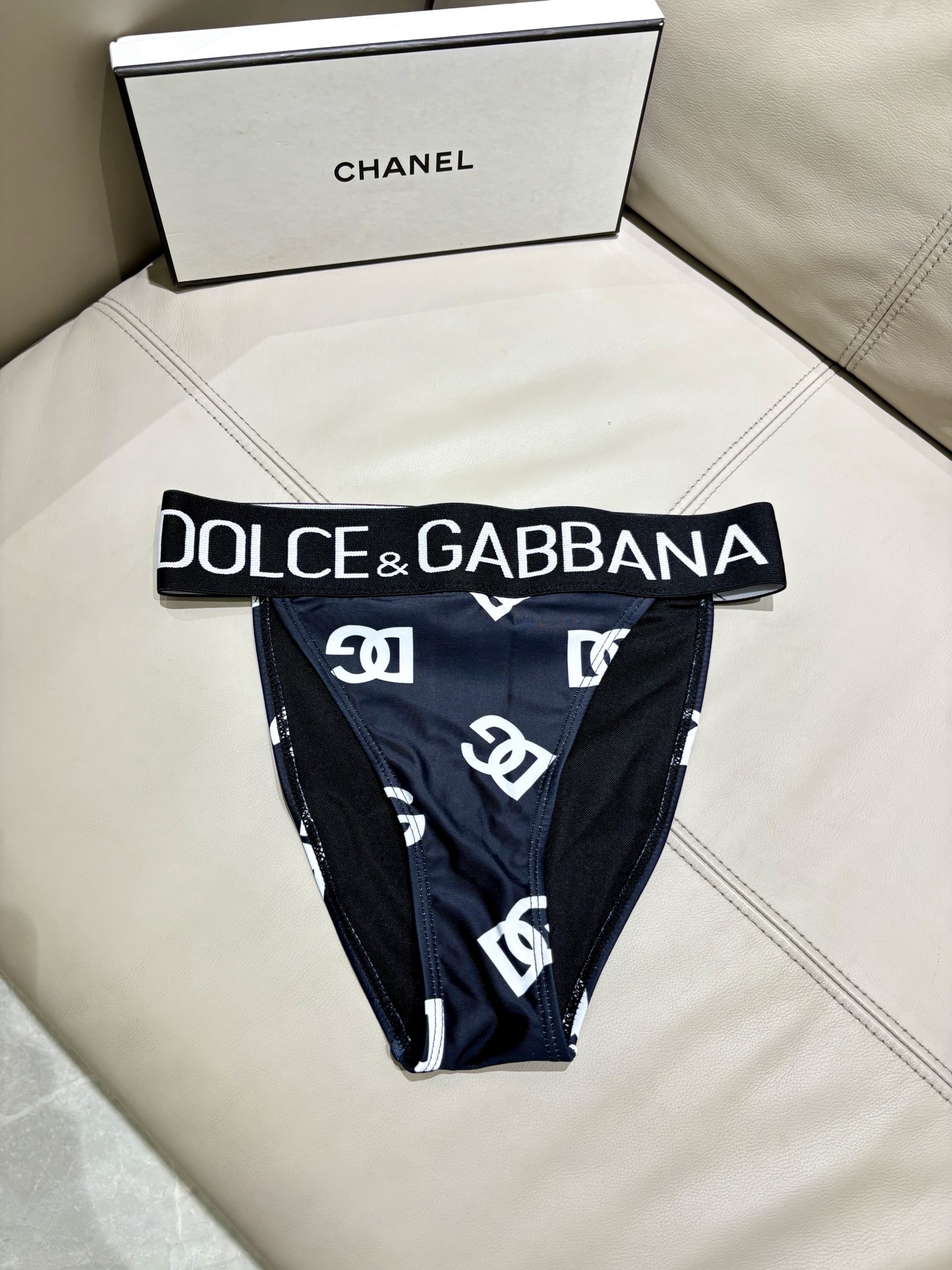 30a747fb97a39fb0c984e06f459ae560.jpg