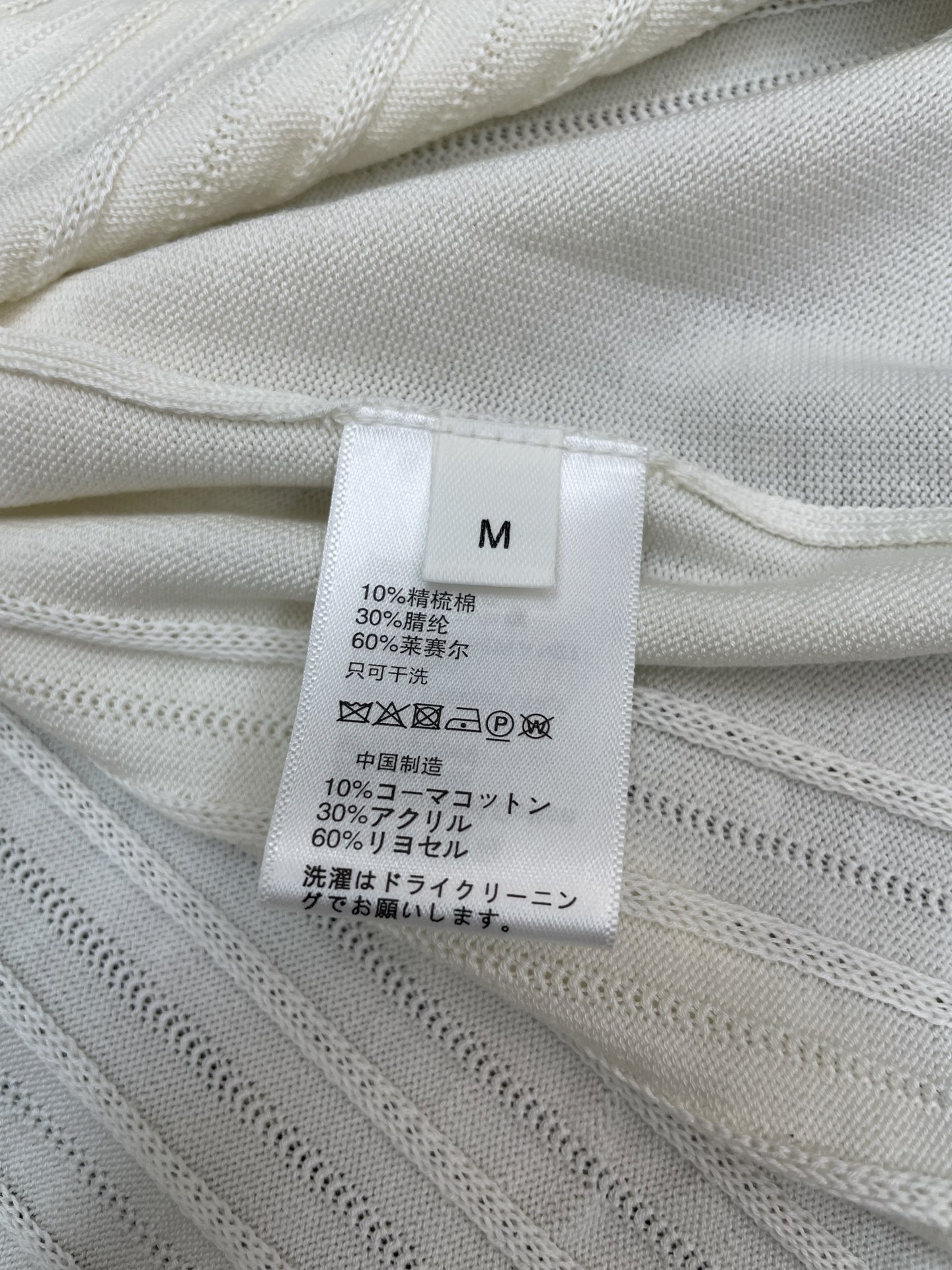 65f315d0c700f9789211eb933e9e37be.jpg