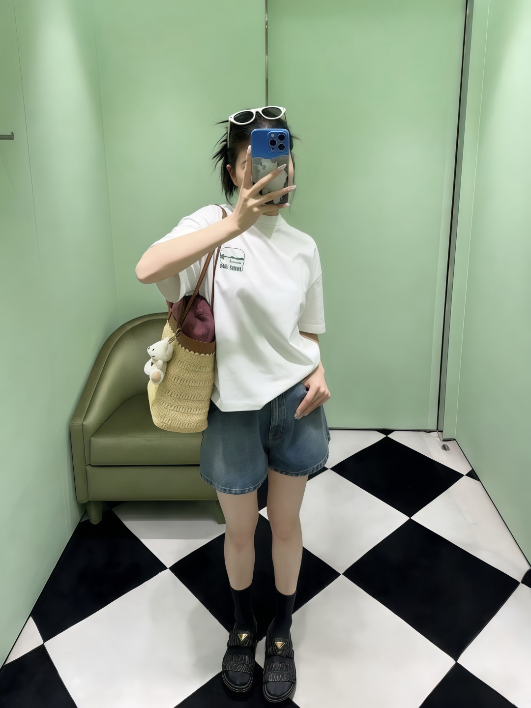 9ca55e52acc79df6b4a7722216ef51df.jpg