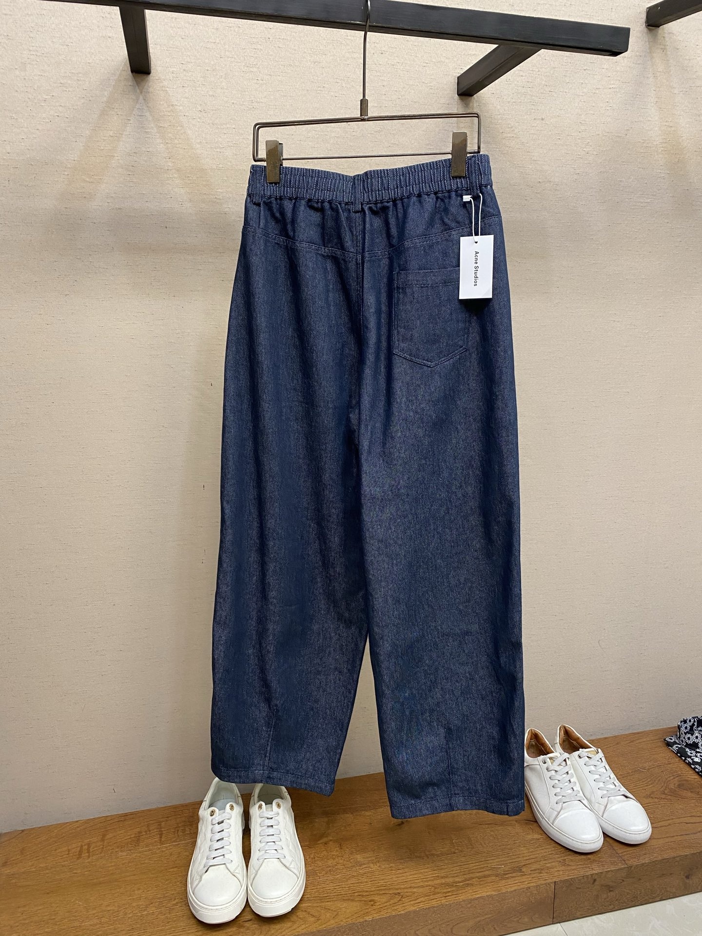 b5123db5d8b72f0fc177843df2469015.jpg